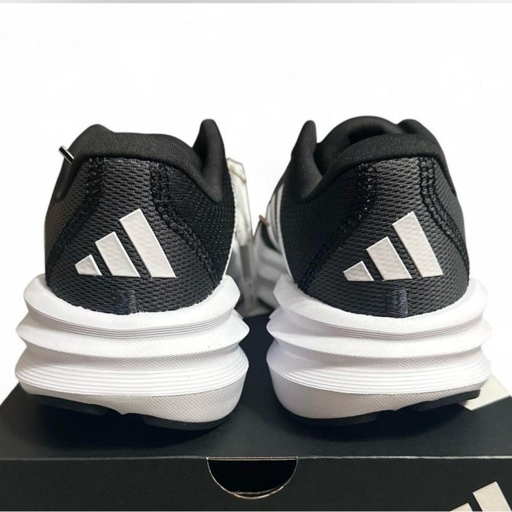 NWT Adidas Women’s Black/White Cloudfoam Running Shoes Size US Women’s 11 - Picture 6 of 6